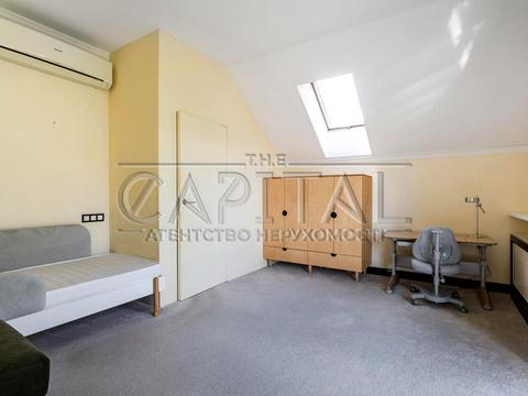 будинок за адресою с. Іванковичі, Авіаторів, 21