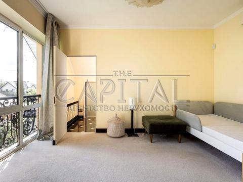 будинок за адресою с. Іванковичі, Авіаторів, 21