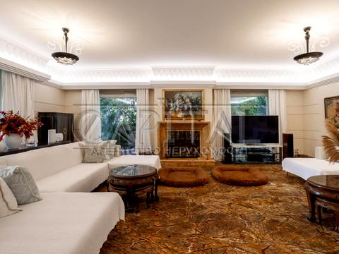 будинок за адресою с. Іванковичі, Авіаторів, 48