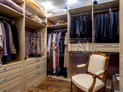 будинок за адресою с. Іванковичі, Авіаторів, 48