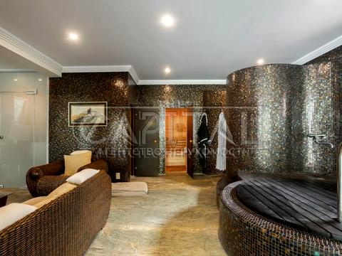 будинок за адресою с. Іванковичі, Авіаторів, 48