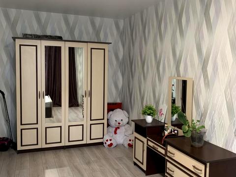 квартира за адресою Софії Русової вул., 5-Б