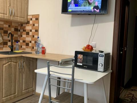 квартира за адресою Софії Русової вул., 5-Б