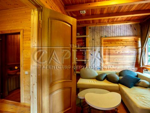 будинок за адресою с. Іванковичі, Авіаторів