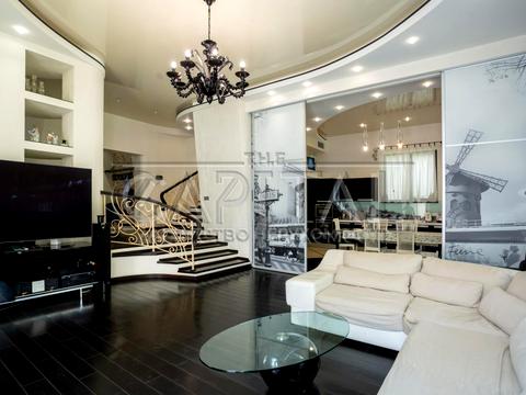 будинок за адресою с. Іванковичі, Авіаторів