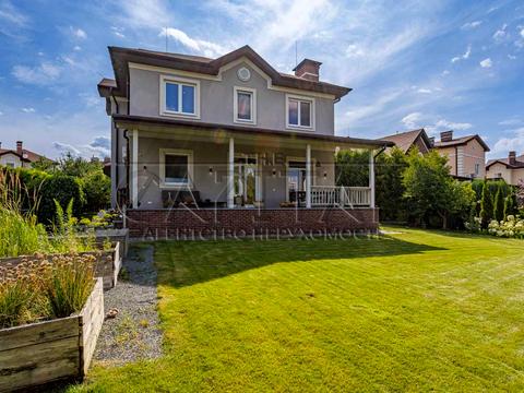 будинок за адресою Спортивна