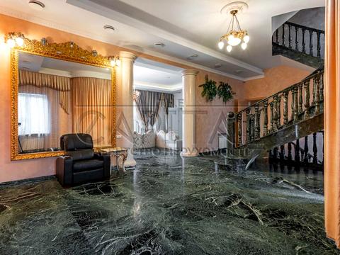 будинок за адресою Центральна