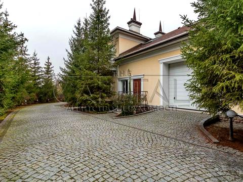 будинок за адресою Центральна