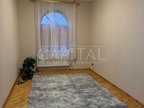 будинок за адресою Прилісна