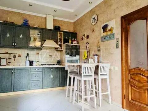 будинок за адресою Сергія Колоса