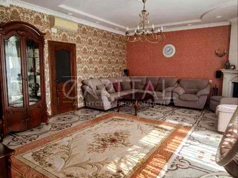 будинок за адресою Сергія Колоса