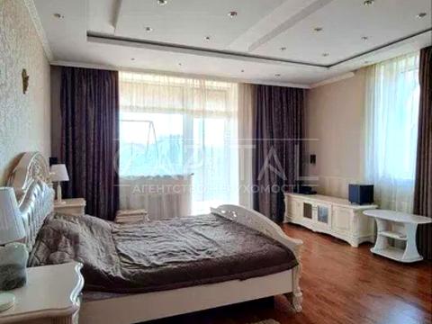 будинок за адресою Сергія Колоса