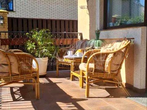 будинок за адресою Сергія Колоса