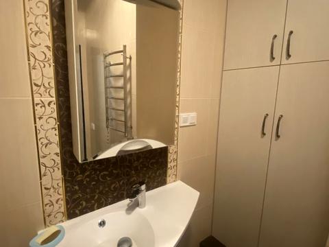 квартира по адресу Драгоманова ул., 2