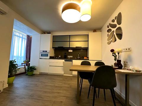 квартира за адресою Набережна Перемоги вул., 42