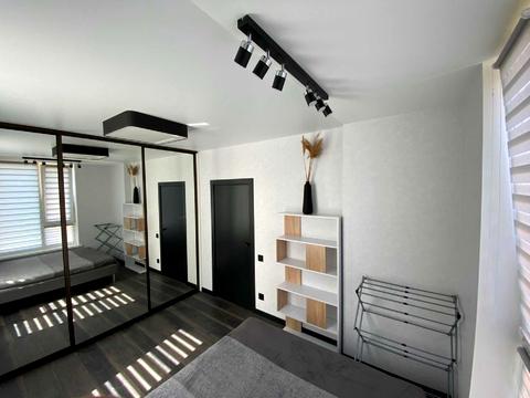 квартира за адресою Соборності просп. (Возз'єднання), 17 к2