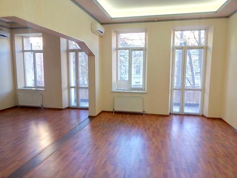 комерційна за адресою Ніни Строкатої вул. (Буніна), 17