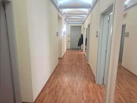 комерційна за адресою Ніни Строкатої вул. (Буніна), 17