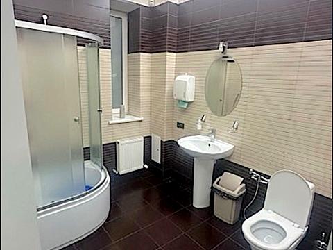 комерційна за адресою Ніни Строкатої вул. (Буніна), 17