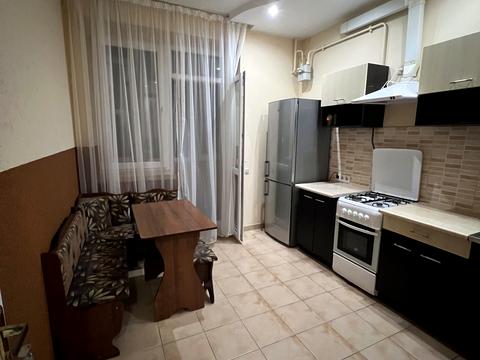 квартира за адресою Залізнична вул., 7Л