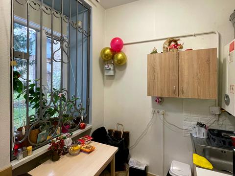 комерційна за адресою Зелена вул., 32