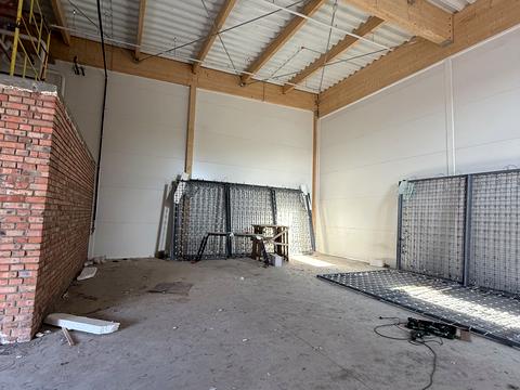 коммерческая по адресу с. Малехов, Дорожна, 58