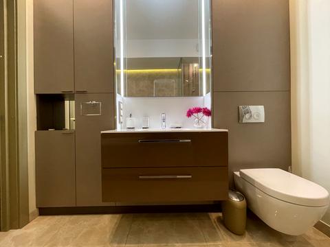 квартира по адресу Андрея Верхогляда ул. (Михайла Драгомирова), 20