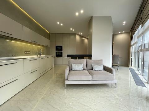 квартира по адресу Андрея Верхогляда ул. (Михайла Драгомирова), 20