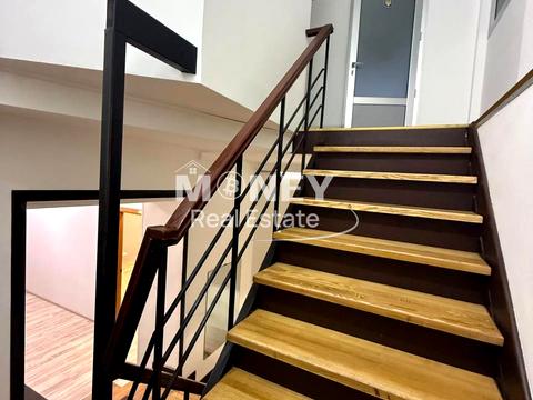 комерційна за адресою Редутна вул., 58