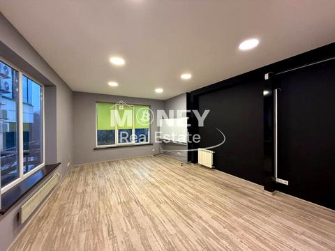 комерційна за адресою Редутна вул., 58