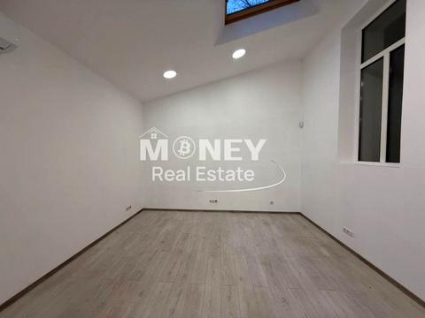 комерційна за адресою Редутна вул., 58