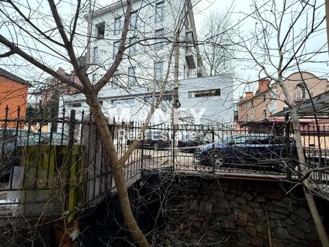 комерційна за адресою Редутна вул., 58