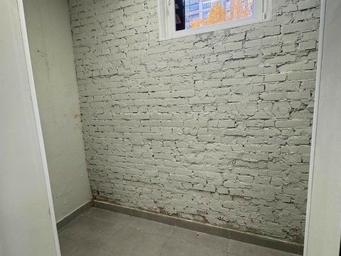 комерційна за адресою Симона Петлюри вул. (Черняховського), 21-В