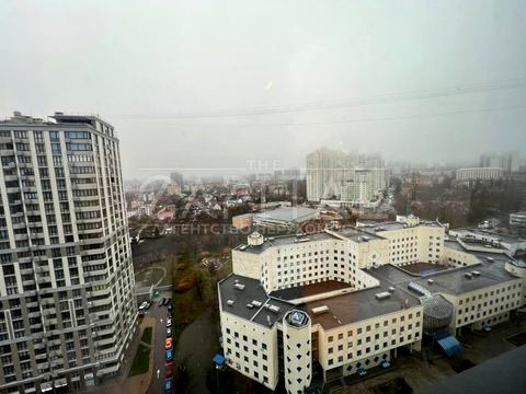 квартира по адресу Андрея Верхогляда ул. (Михайла Драгомирова), 11