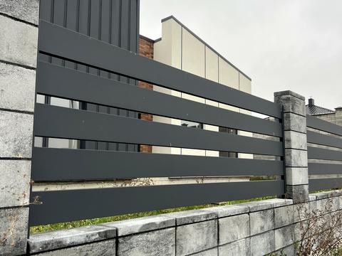 дом по адресу Грунтовая ул.