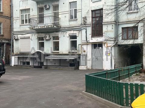 комерційна за адресою Ярославська вул., 29