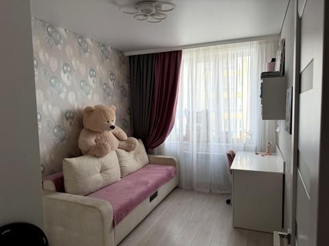 квартира за адресою Євгена Чикаленка вул., 95/1