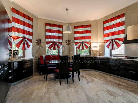 дом по адресу Антония Михайловского ул.