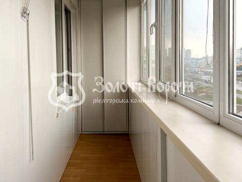 квартира за адресою Червоної Калини просп. (Володимира Маяковського), 12