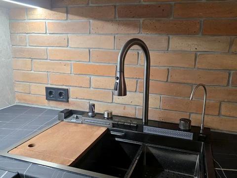 квартира за адресою Добровольців пров., 3