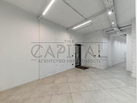 комерційна за адресою Василя Тютюнника вул. (Анрі Барбюса), 28-А