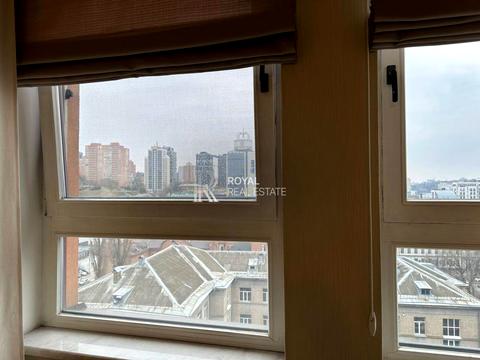 квартира за адресою Шота Руставелі вул., 44