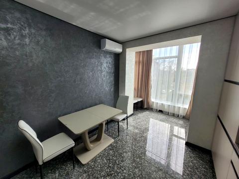 квартира за адресою Августина Волошина вул., 2-А