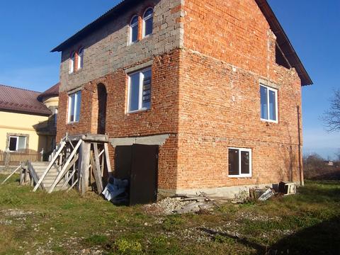 будинок за адресою Грушевського