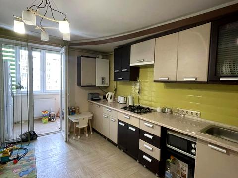 квартира за адресою Василя Симоненка вул., 39