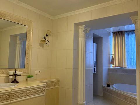 квартира за адресою Тополева вул., 4-8