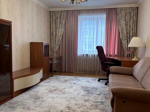 квартира за адресою Тополева вул., 4-8