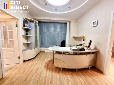 комерційна за адресою 23 Серпня вул., 58а