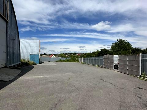 комерційна за адресою Жовтнева, 29