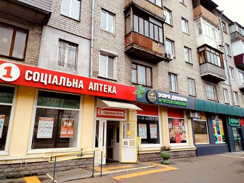 комерційна за адресою Будівельників вул., 29